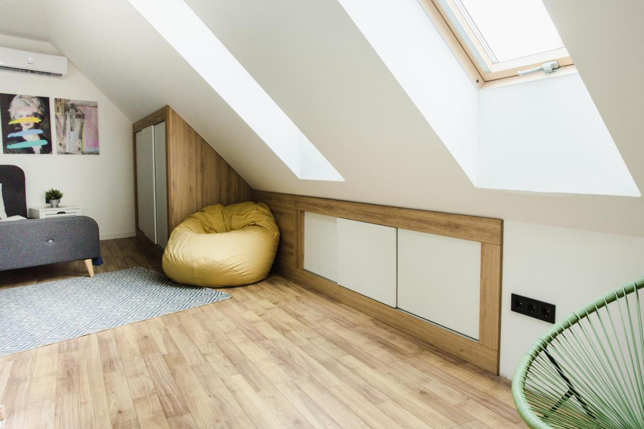 V10 Apartment Pécs Zewnętrze zdjęcie